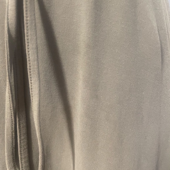 Vince Scoop Neck Midi Dress. 100% Cotton. Size Small - Picture 7 of 10